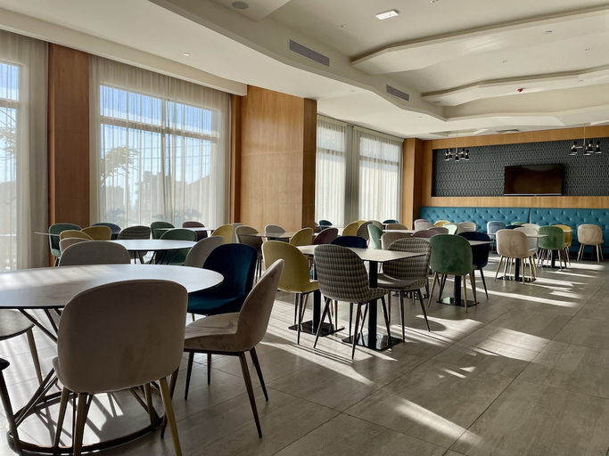 Food & Drinks 5, Majestic Byblos Grand Hotel, Jubail