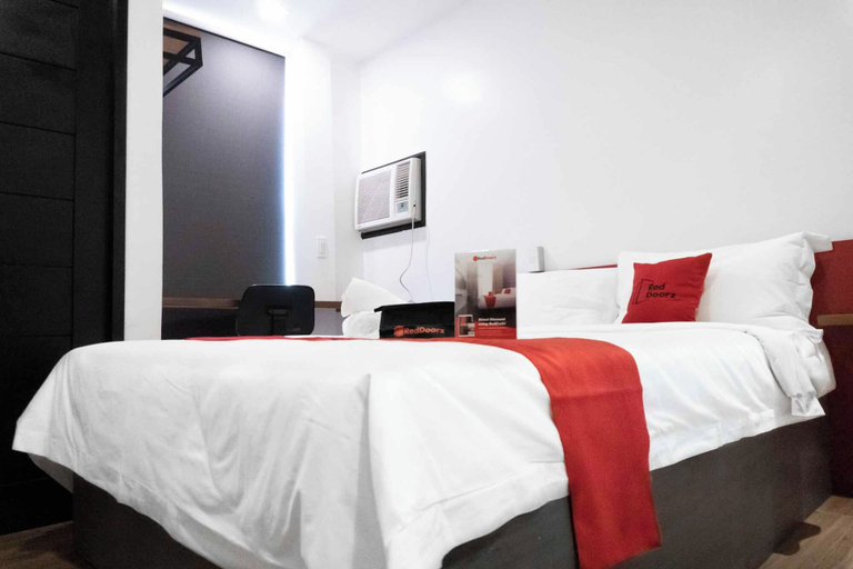 Bedroom 3, Reddoorz Plus Near Bamboo Organ Las Pinas, Las Piñas