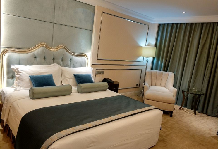 Bedroom 2, Care Feeling Grand Hotel, Deyang