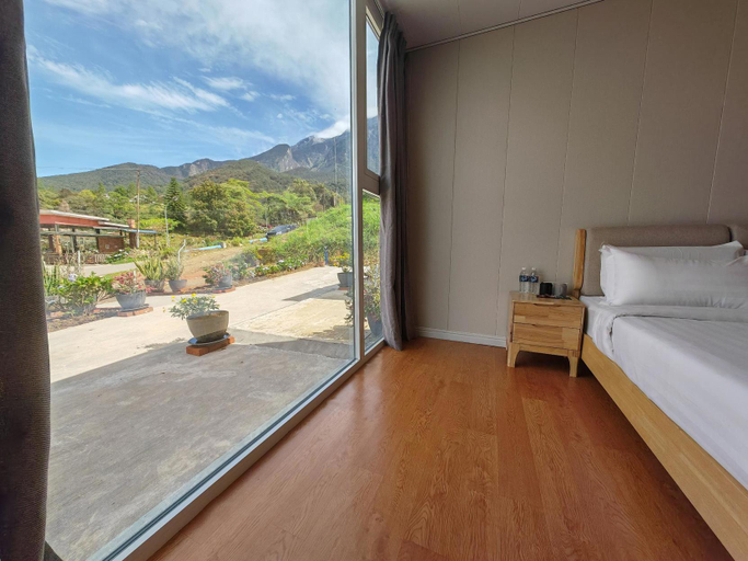 Bedroom 4, H Benjamin Residence, Ranau