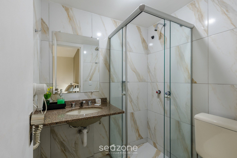 Bathroom 2, Studios at Upper Residence - UPP, Curitiba
