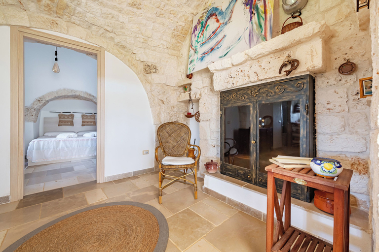 Interior, Trullo Conosolo With Pool, Taranto