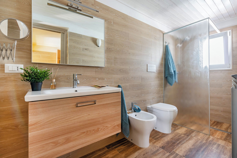 Bathroom, Gioberti 20 I Trulli With Pool, Taranto