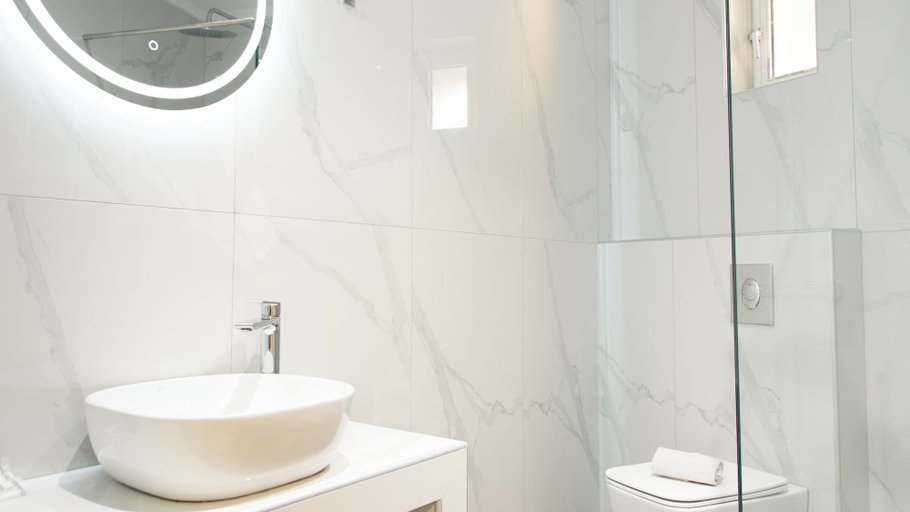 Bathroom 5, Timos Hotel, Ionian Islands