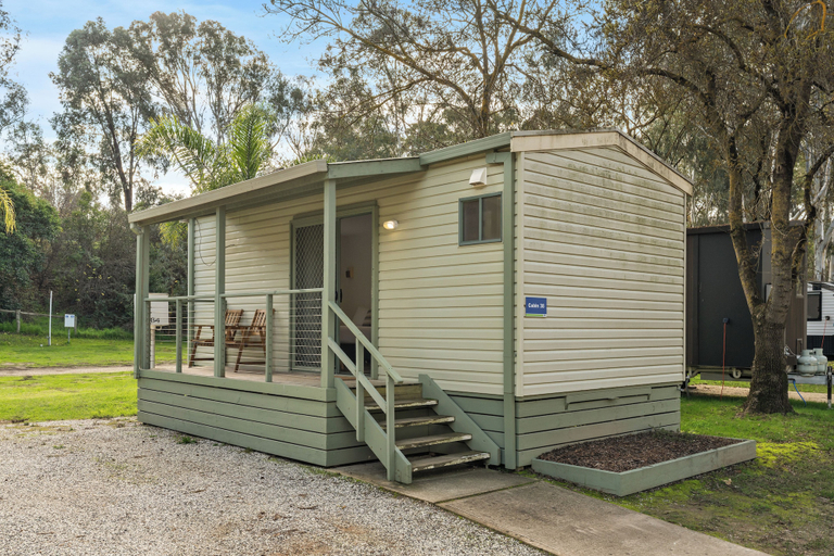 Exterior & Views 2, BIG4 Tiny Away Stay – Seymour Riverside, Mitchell - North