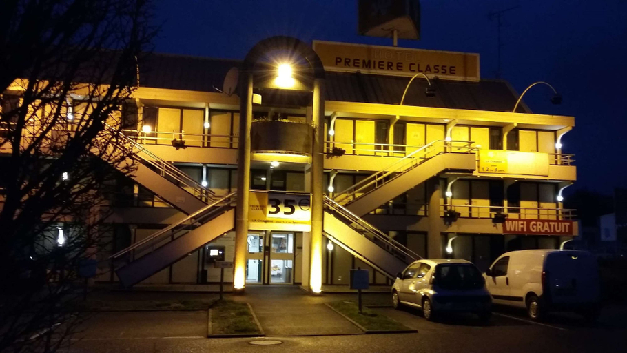 Exterior & Views 2, Premiere Classe Vierzon, Cher