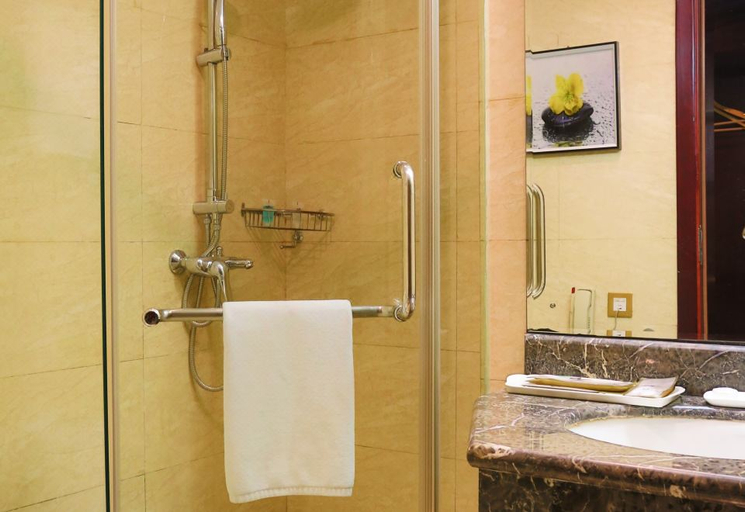 Bathroom 3, CHENGDU AIRPORT CHEER HOTEL, Chengdu
