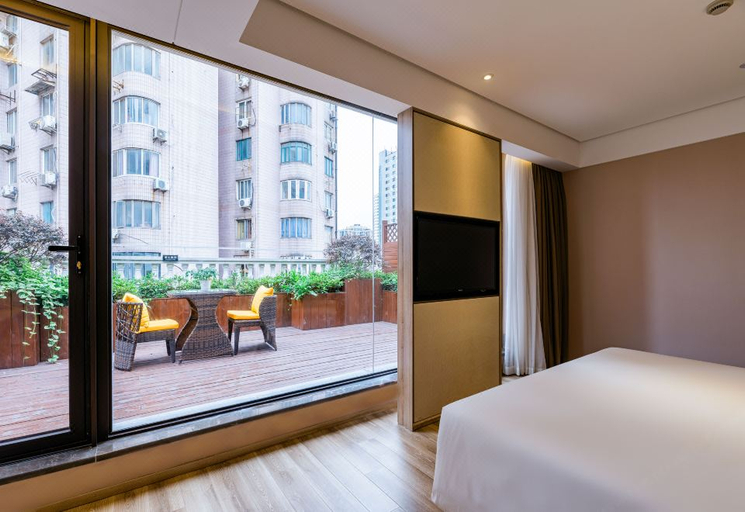 Bedroom 2, Atour Hotel (Shanghai The Bund, Old Wharf), Shanghai