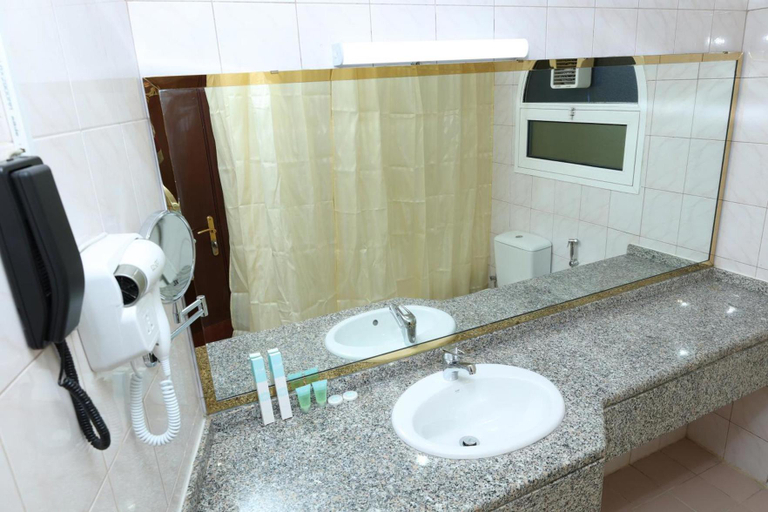 Bathroom 4, GRAND MARINO HOTEL, Dubai