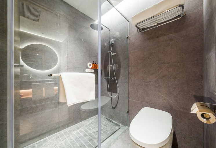 Bathroom 3, Orange Hotel Jinan Jingqi Road Grand View Garden, Jinan