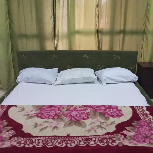 Bedroom 2, De Villa Hotel and Suites, Badagary