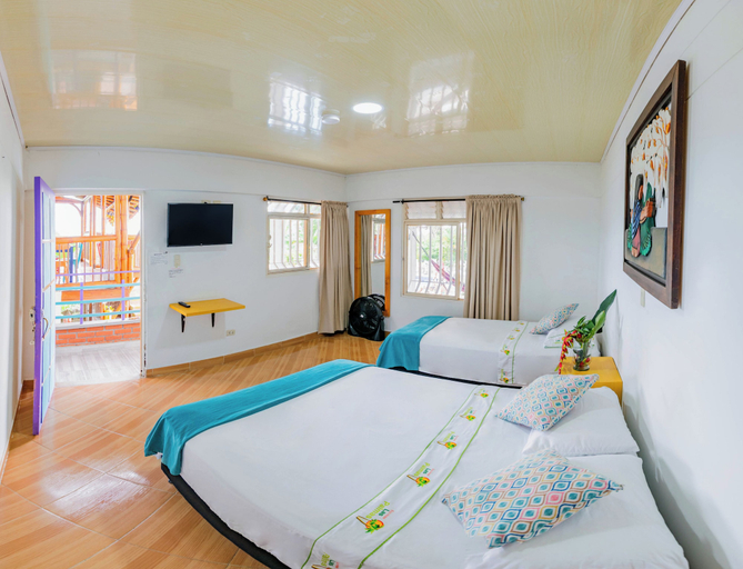 Bedroom 4, Eco Hotel Las Palmas, Armenia