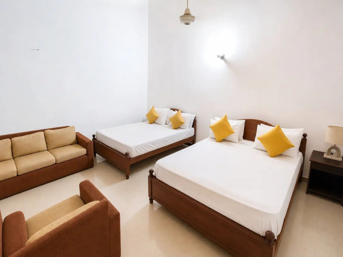Room 2, Sanhinda Villa, Sri Jayawardanapura Kotte