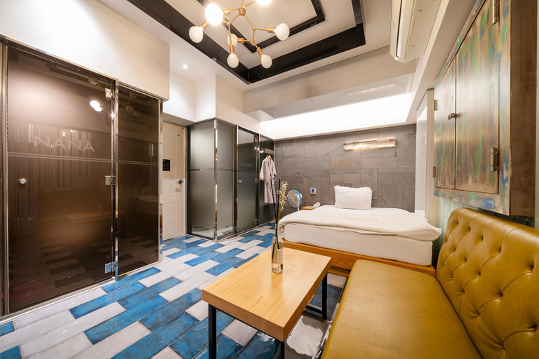 Bedroom 2, Daegu Dongseong-ro Nana, Buk