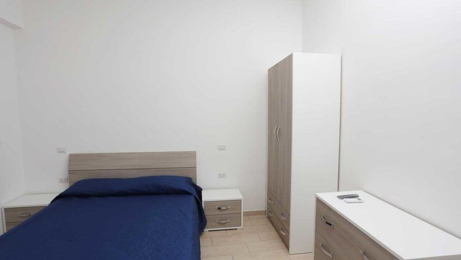 Bedroom 4, Camping B&B Lido di Salerno, Salerno