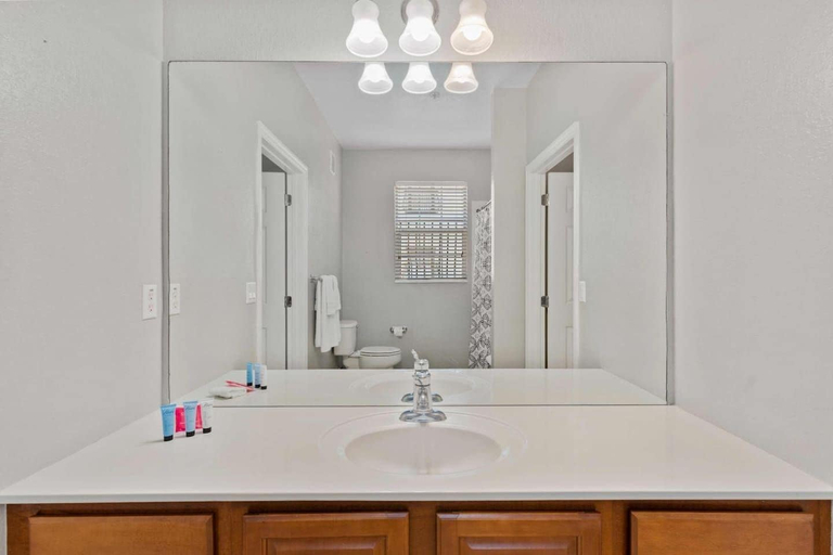 Bathroom 4, 6BR Home w/ Pool, Theater & Game Room, Osceola