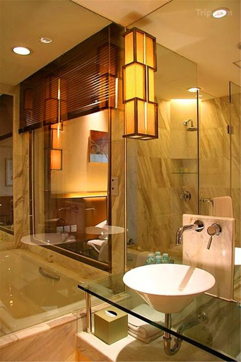 Bathroom 3, Beijing Minzu Hotel, Beijing