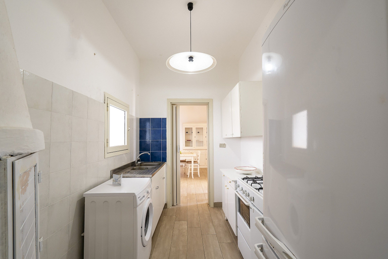 Private kitchen 4, Onde Dorate - Apartment in the Centre, Close to Beach, Lecce