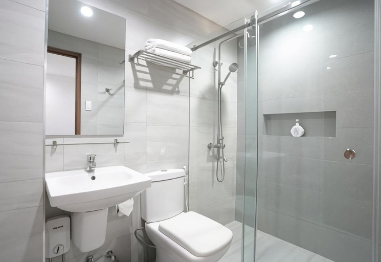 Bathroom 4, Mangrove Residences Mactan, Lapu-Lapu City