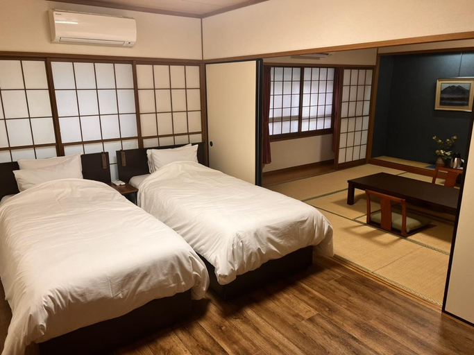 Bedroom 3, Kobonoyu Nagaoka, Izunokuni