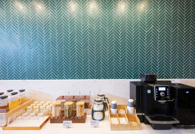 Food & Drinks 5, Atour Hotel Xuzhou Pei County Dongfeng Road, Xuzhou