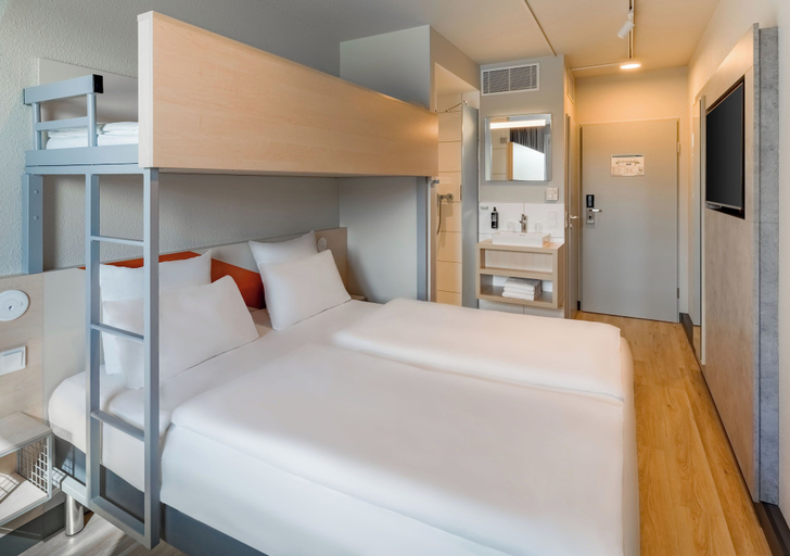 Bedroom 5, Ibis Express Hannover Central Station, Region Hannover