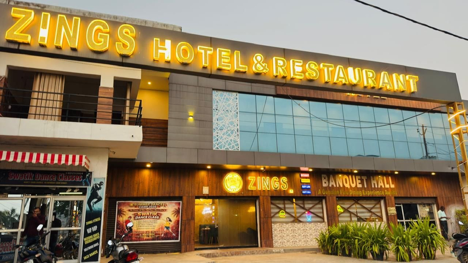 Exterior, ZINGS HOTEL AND RESTRUANT, Etawah