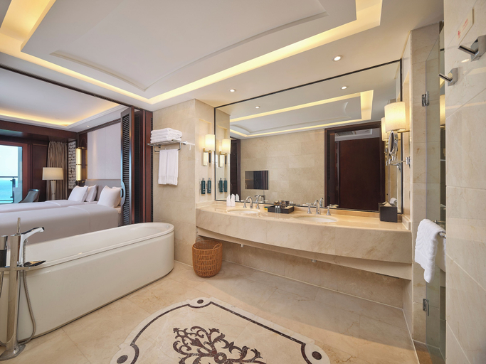 Bathroom 5, DoubleTree by Hilton Sanya Bay, Sanya