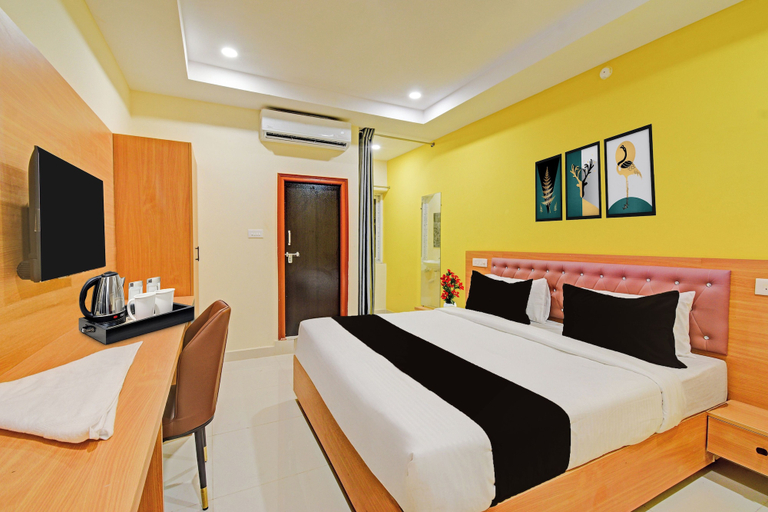 Room 2, Townhouse Mindspace Road Gachibowli, Hyderabad