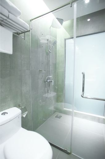 Bathroom 4, Fives Hotel DNP, Johor Bahru