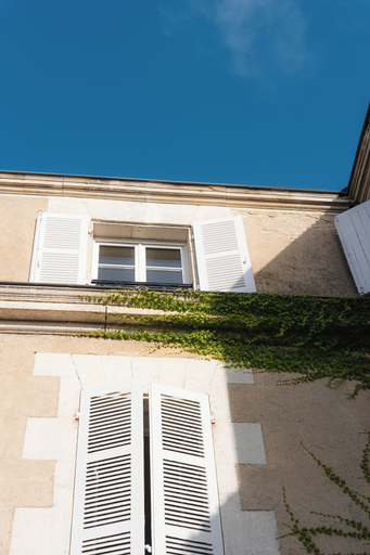 Front of property, Héméra Cognac, Charente