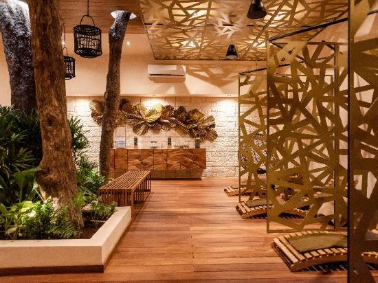 Hotel Interior/Public Areas