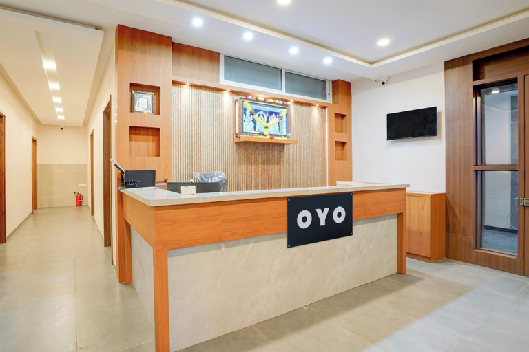Lobby 4, Hotel O The Classic Crown, Bangalore