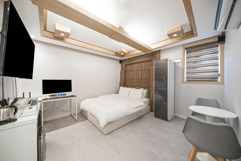 Bedroom 3, Mungyeong The Bridge, Mungyeong
