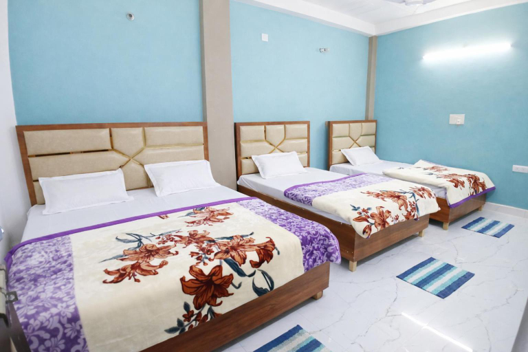 Bedroom 2, Mahamaya  Paying Guest House, Varanasi