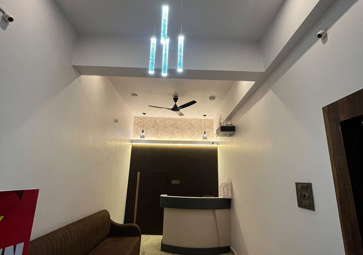 Lobby, Golden Hotel, Rewa