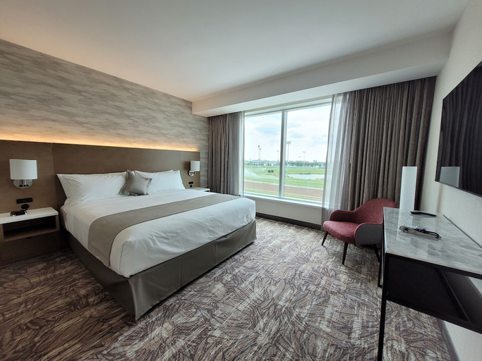 Bedroom 3, Great Canadian Casino Resort Toronto, Toronto