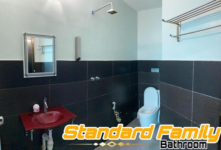 Bathroom 3, Pine Boutique Hotel, Kinta