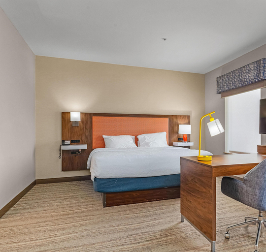 Bedroom 3, Hampton Inn & Suites New Braunfels, Comal