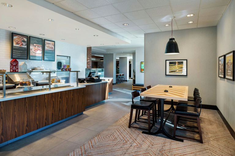 Food & Drinks 5, Four Points by Sheraton San Francisco Bay Bridge, Alameda