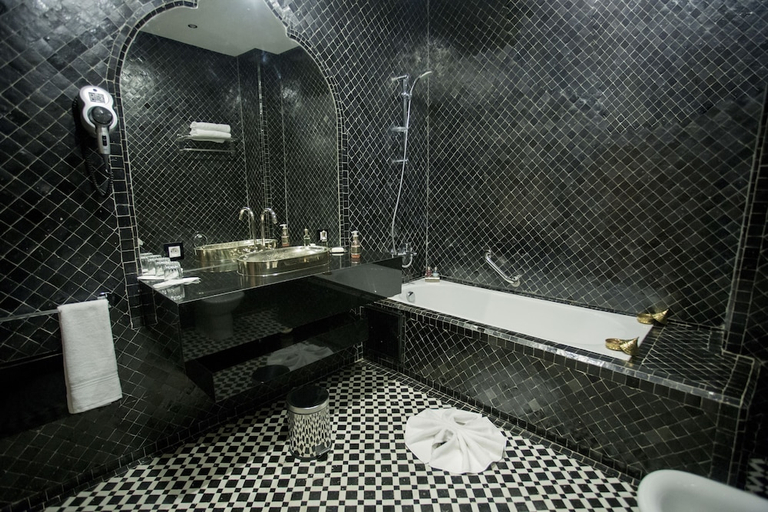 Bathroom 5, Palais Dar Si Aissa ALL-SUITES, Marrakech