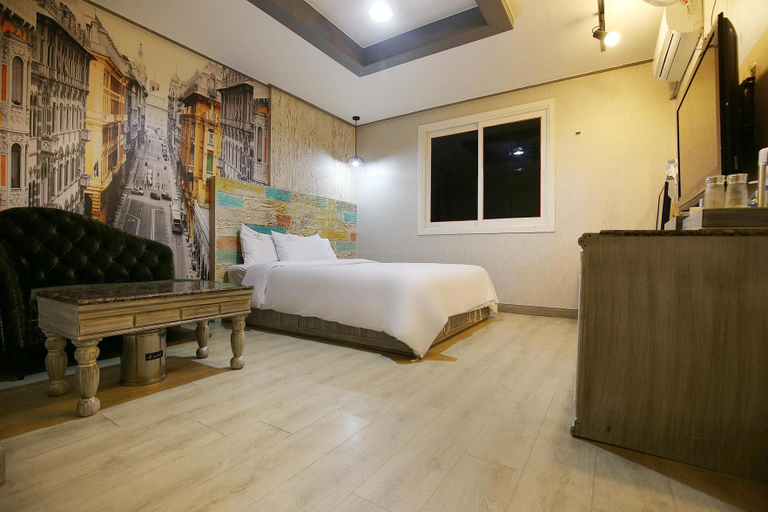 Bedroom 3, Daejeon Yongjeon XYM, Dong