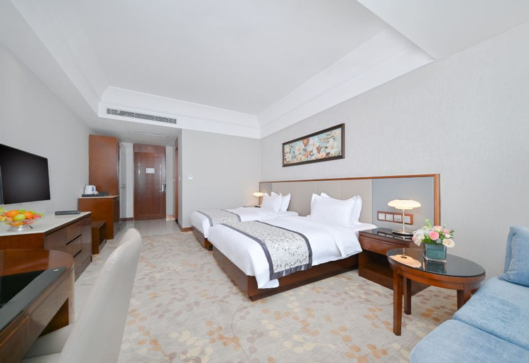 Bedroom 2, Gloria Plaza Hotel Qingdao, Qingdao