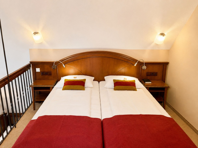 Bedroom 4, Burghotel Nürnberg, Nürnberg