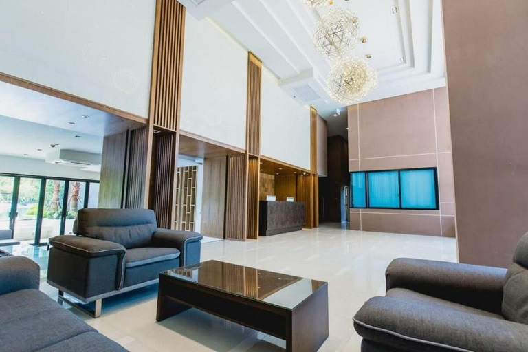 Lobby, Aristo 1 Phuket by RESAVA, Phuket Island