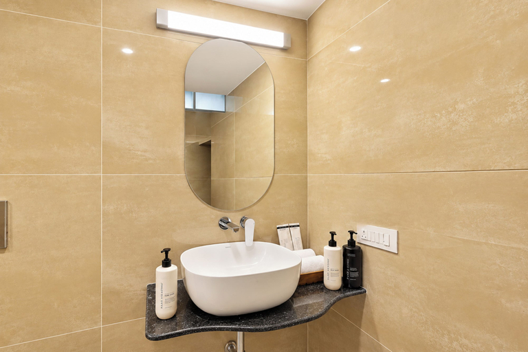 Bathroom 5, Alaya Stays Leora Amar Villa 6BHK, Udaipur