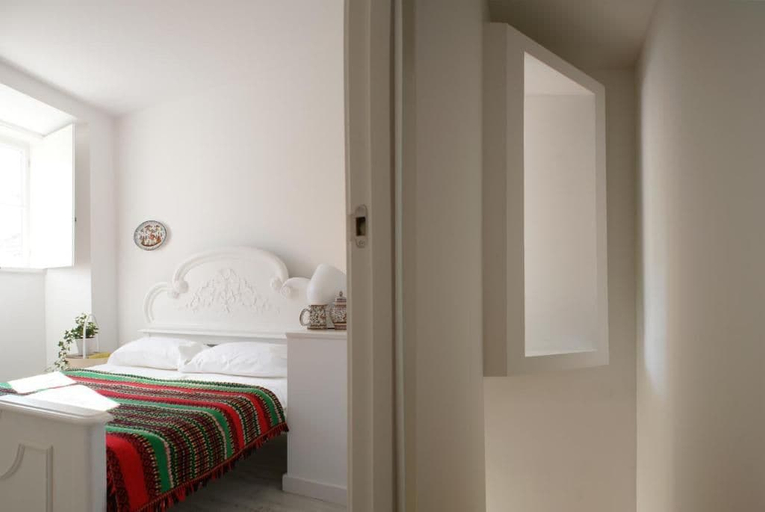 Bedroom 4, Casa de Baixo in Coimbra, Coimbra