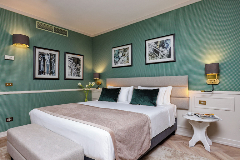 Bedroom 2, Leonardo Hotel Milan City Center, Milano