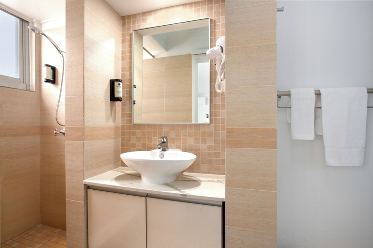 Bathroom 3, City Star Lodge, Brisbane