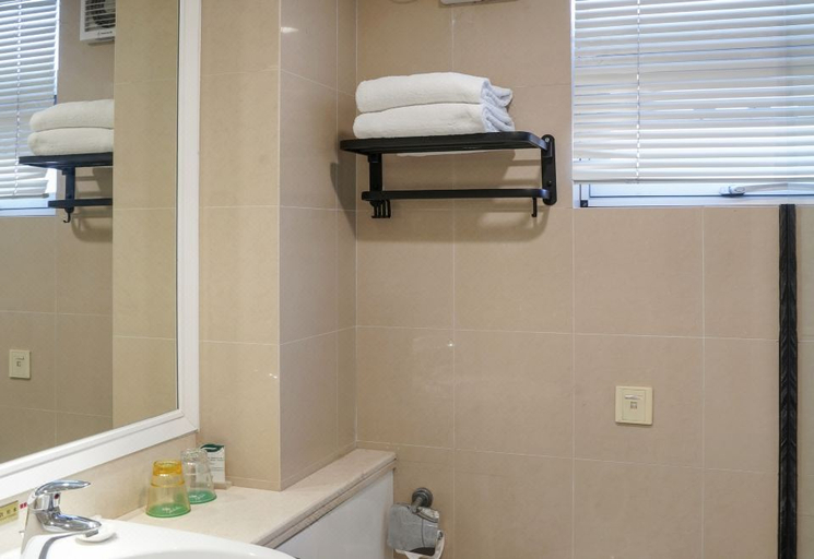 Bathroom 4, Golden Diamond Hotel, Zhongshan